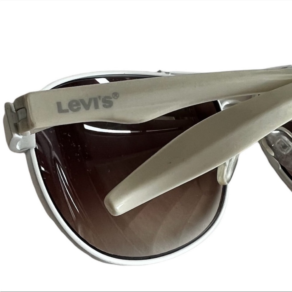 LEVI’S Aviator Sunglasses White Gradient Brown Lens - Picture 7 of 16